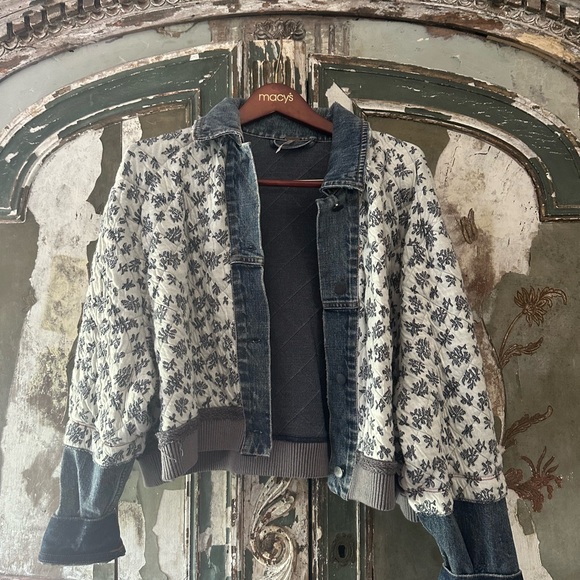 Free People Jackets & Blazers - NEW RARE Free People Ditsy Floral Print Denim Combo Jacket Size M/L